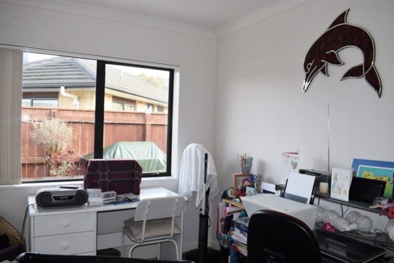 Photo of property in 28 Ian Peter Way, Otaki, 5512