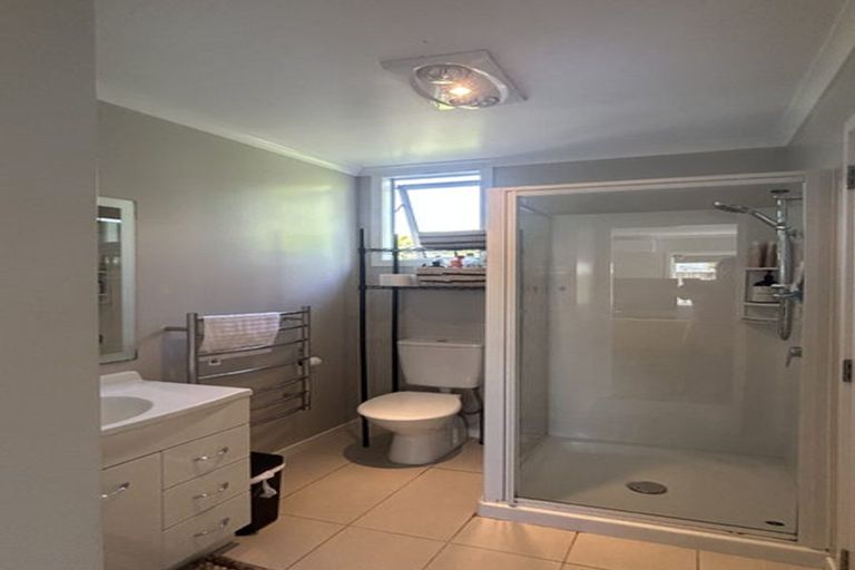 Photo of property in 33 Aparima Avenue, Miramar, Wellington, 6022