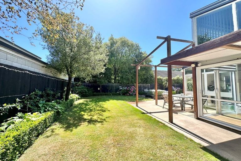 Photo of property in 57 Grahams Road, Burnside, Christchurch, 8041