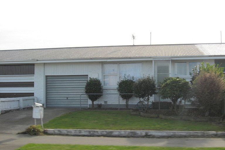 Photo of property in 1a Algidus Street, Sockburn, Christchurch, 8042