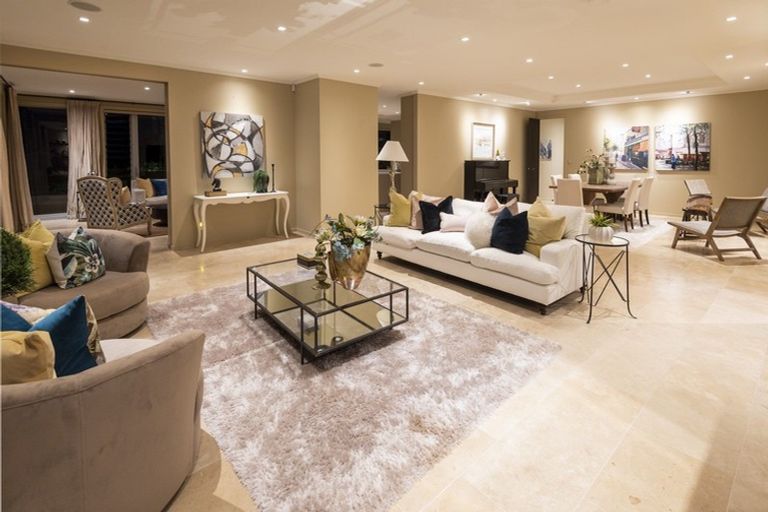 Photo of property in 5 Te Akau Crescent, Bucklands Beach, Auckland, 2012