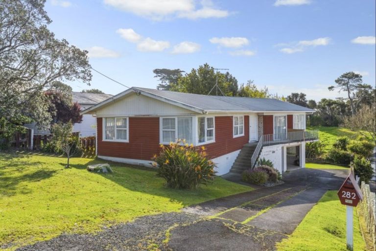 Photo of property in 282 Sunset Road, Windsor Park, Auckland, 0632