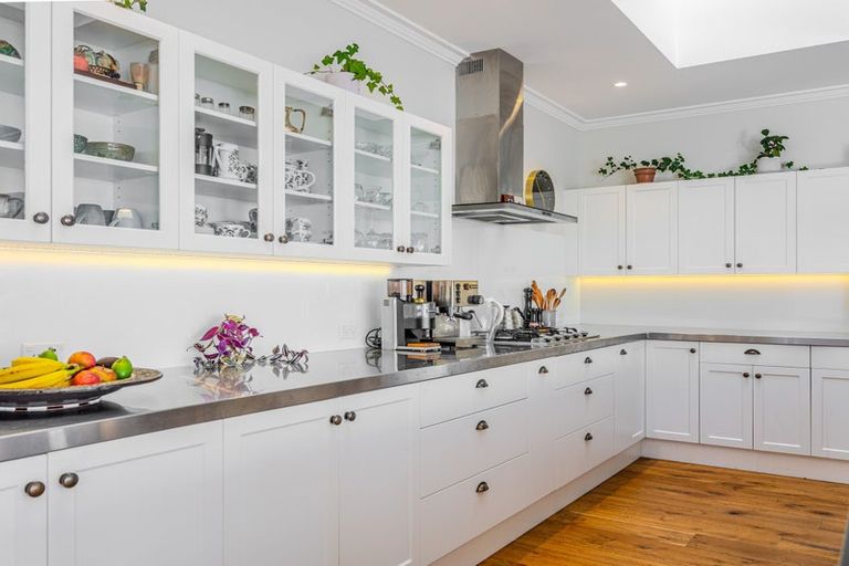 Photo of property in 80b Hackthorne Road, Cashmere, Christchurch, 8022