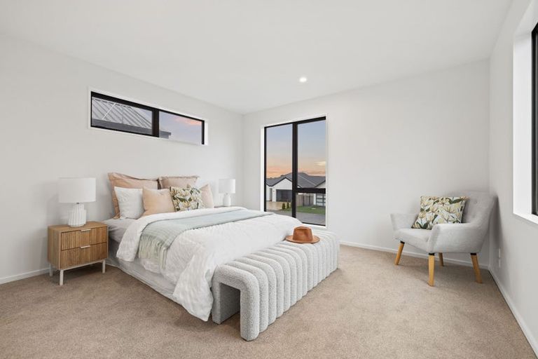 Photo of property in 6 Akoranga Place, Hornby, 8042