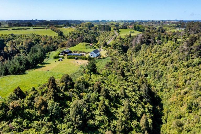 Photo of property in 172 Whakamara Road, Manutahi, Hawera, 4672