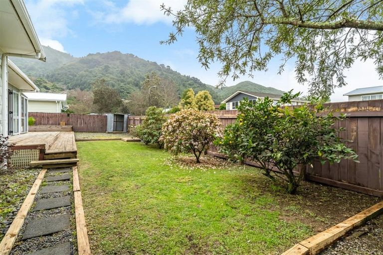 Photo of property in 196 California Drive, Totara Park, Upper Hutt, 5018