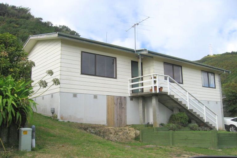 Photo of property in 63 Hazlewood Avenue, Karori, Wellington, 6012