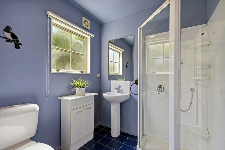 Photo of property in 3/24 Wernham Place, Northcote, Auckland, 0626