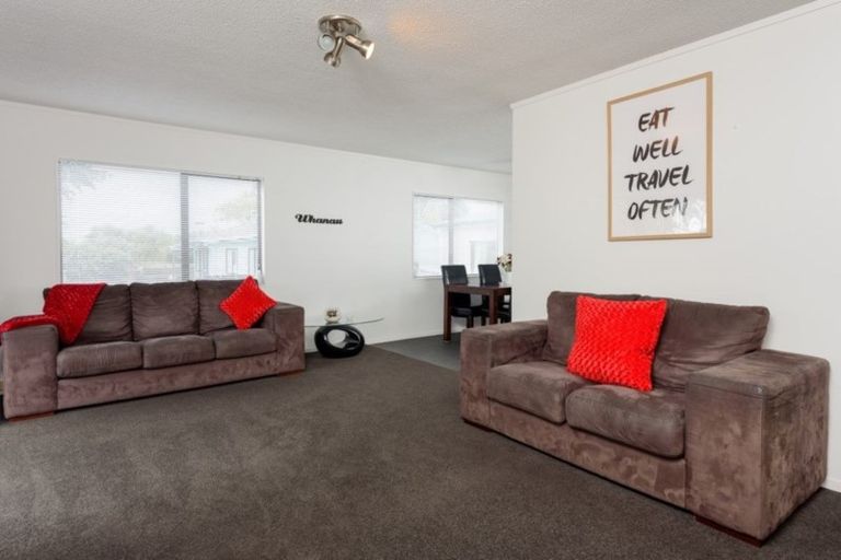 Photo of property in 35b Lyn Grove, Papamoa Beach, Papamoa, 3118