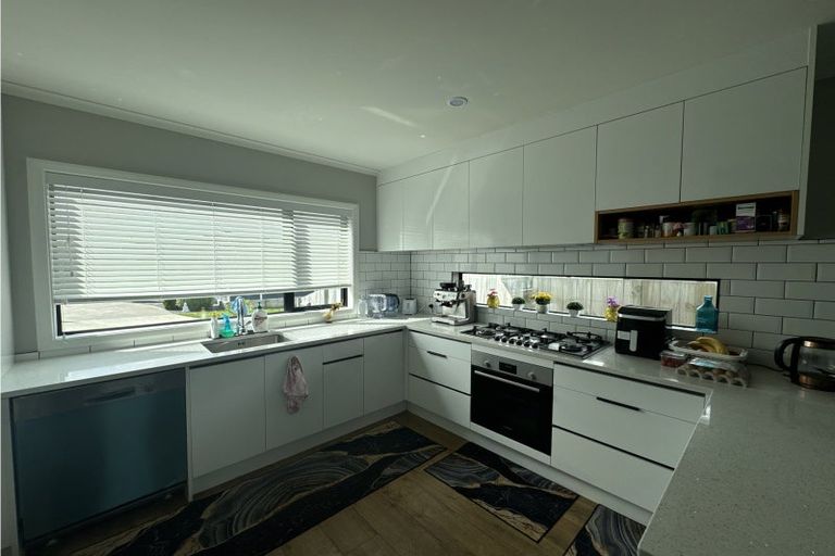 Photo of property in 2/7 Miharo Crescent, Flagstaff, Hamilton, 3210