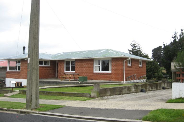 Photo of property in 68 Koremata Street, Green Island, Dunedin, 9018