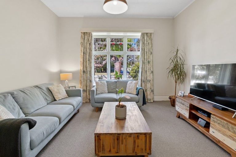 Photo of property in 6 Clinton Street, Darfield, 7510