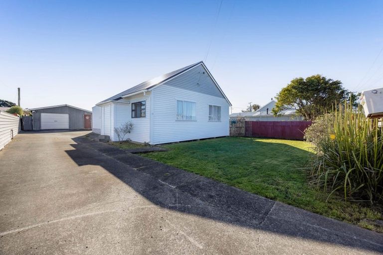 Photo of property in 46 Hussey Street, Waverley, 4510