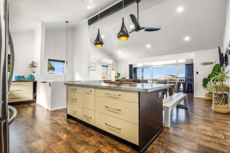 Photo of property in 406 Thames Coast Sh25 Road, Te Puru, Thames, 3575