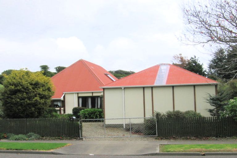 Photo of property in 83 Park Avenue, Waikanae, 5036