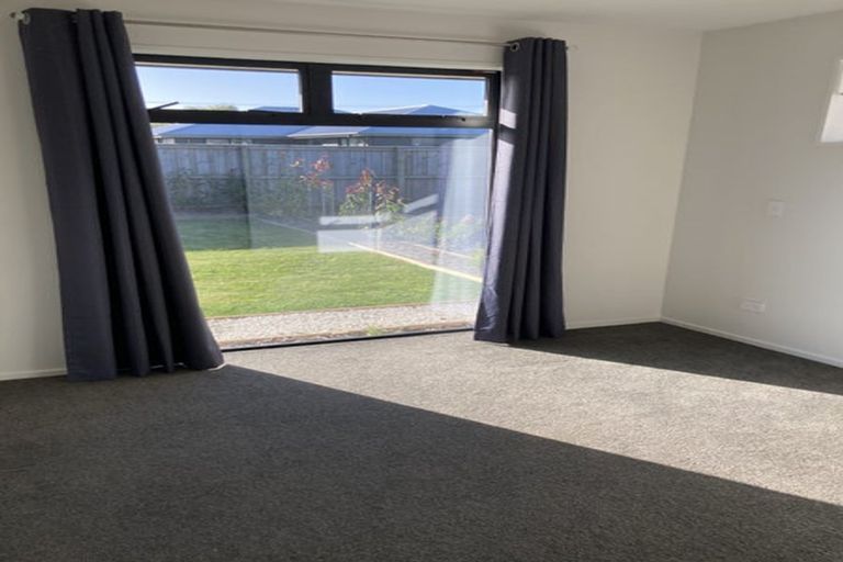 Photo of property in 1 Merino Crescent, Amberley, 7410