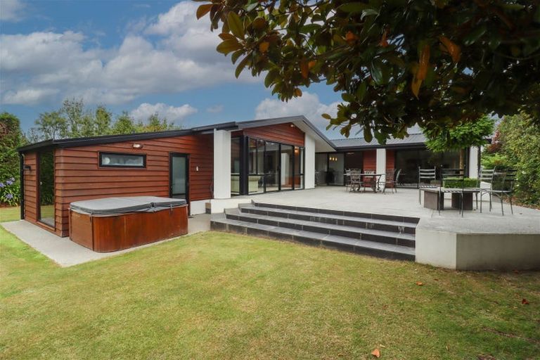 Photo of property in 94 Mountain View Road, Glenwood, Timaru, 7910