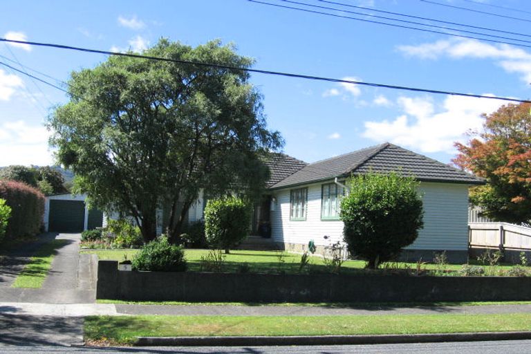Photo of property in 5 Thackeray Street, Trentham, Upper Hutt, 5018
