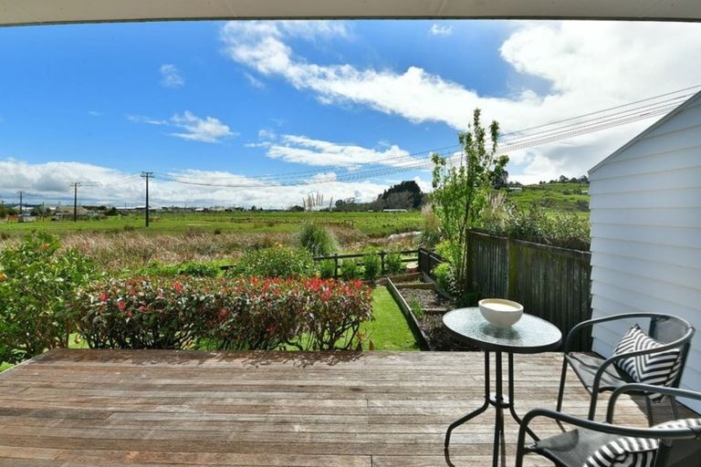 Photo of property in 1/12 Miro Street, Helensville, 0800