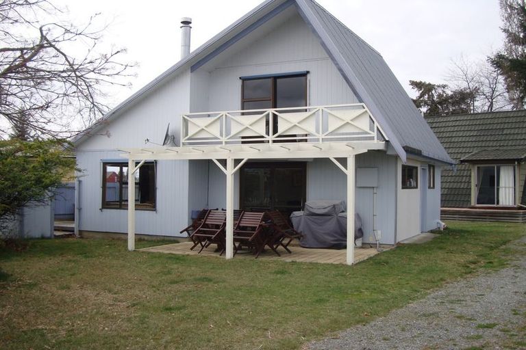 Photo of property in 13 Rata Road, Twizel, 7901