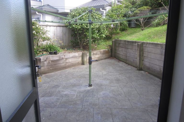 Photo of property in 30a Bowes Crescent, Strathmore Park, Wellington, 6022