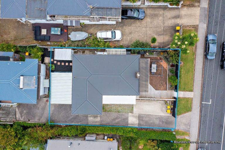 Photo of property in 96 Sunrise Avenue, Mairangi Bay, Auckland, 0630