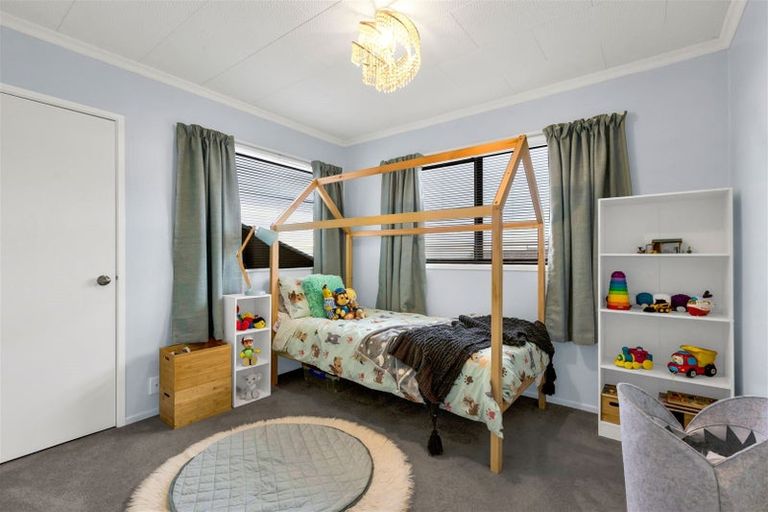 Photo of property in 142 Parklands Avenue, Bell Block, New Plymouth, 4312