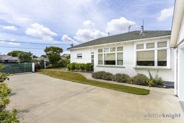 Photo of property in 17 Euston Street, Riccarton, Christchurch, 8041