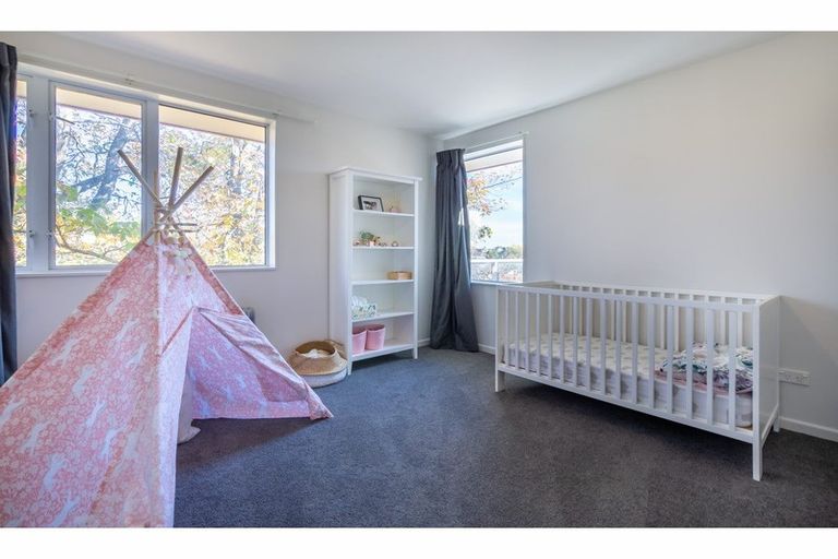 Photo of property in 249 Fifield Terrace, Opawa, Christchurch, 8023