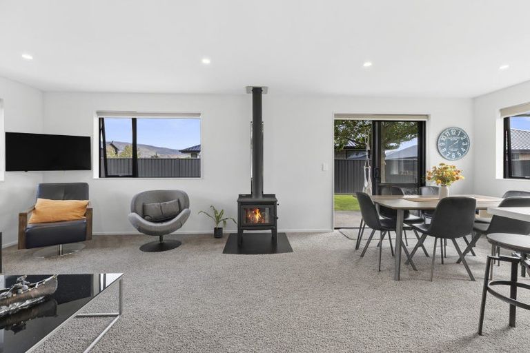 Photo of property in 3 Searle Drive, Cromwell, 9310