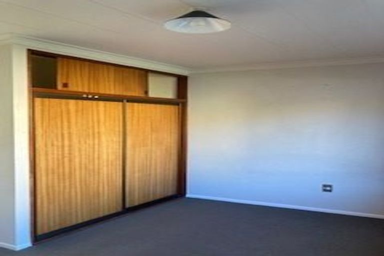 Photo of property in 2 Leith Street, Kinmont Park, Mosgiel, 9024