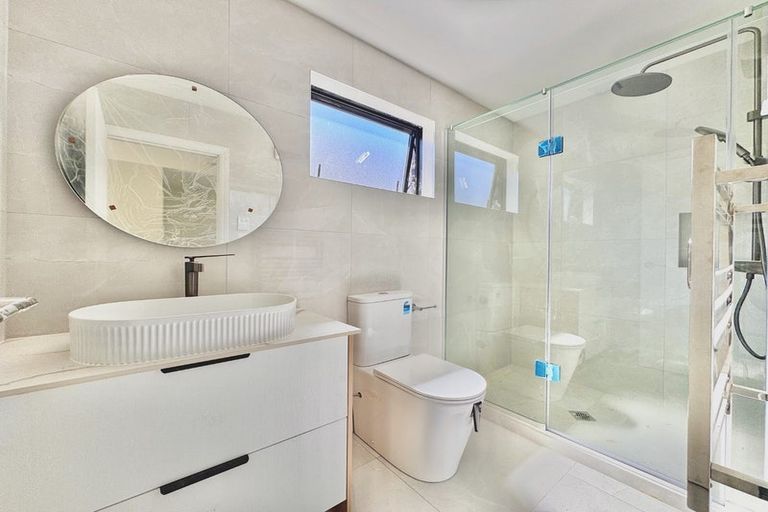 Photo of property in 1 Galloway Crescent, Farm Cove, Auckland, 2012