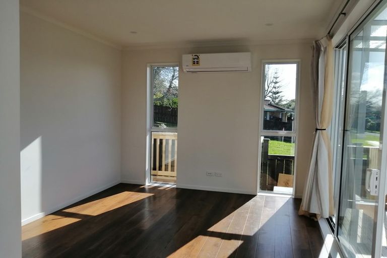 Photo of property in 6 Princeton Parade, Albany, Auckland, 0632