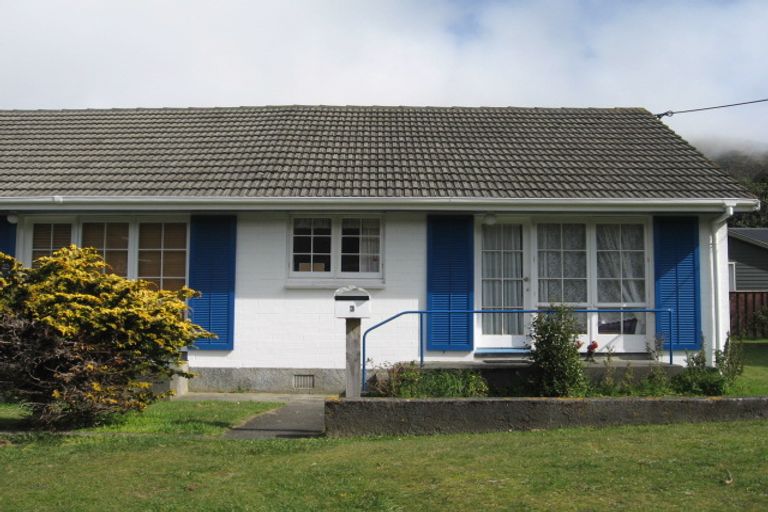 Photo of property in 3 Thurleigh Grove, Karori, Wellington, 6012