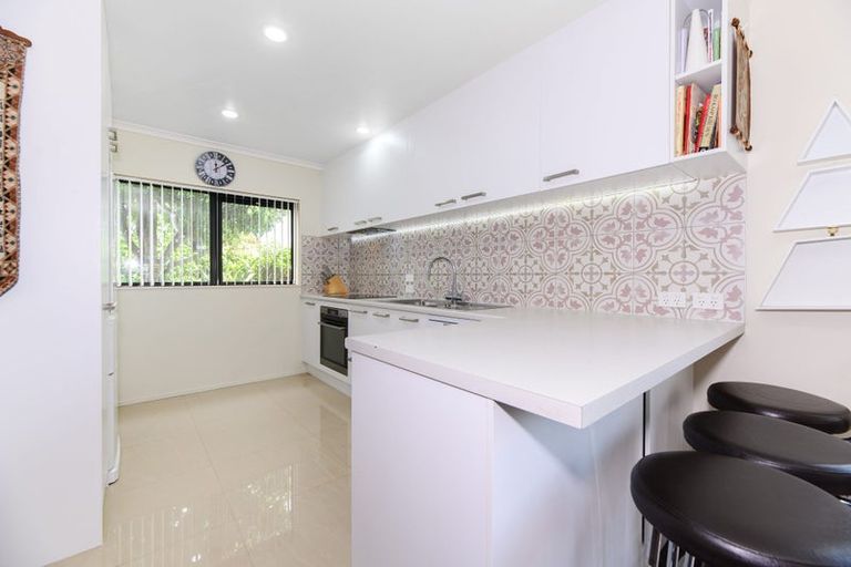 Photo of property in 1/15 Harbour View Road, Te Atatu Peninsula, Auckland, 0610