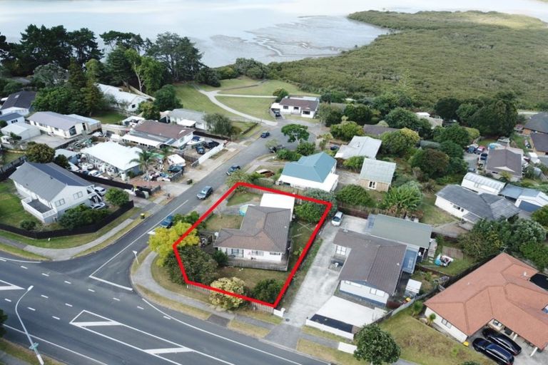 Photo of property in 1 Montego Place, Weymouth, Auckland, 2103