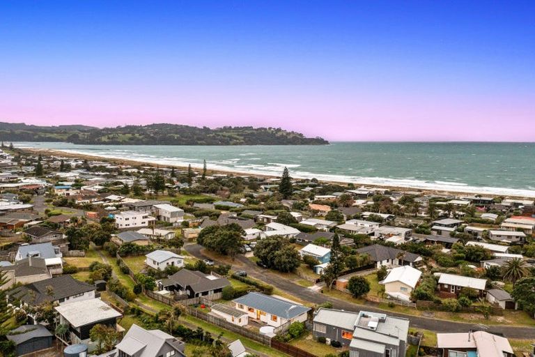 Photo of property in 11 Kitty Frazer Lane, Omaha, 0986