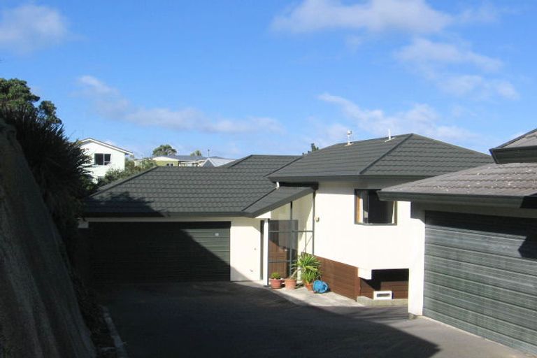 Photo of property in 33 Erris Street, Johnsonville, Wellington, 6037