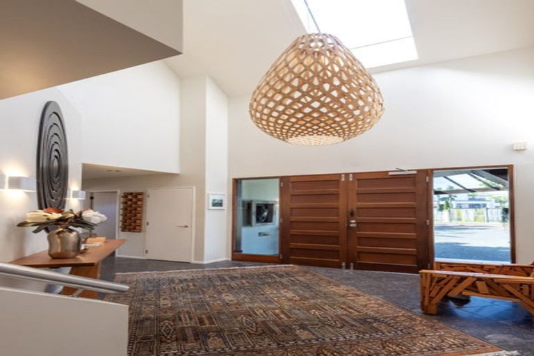 Photo of property in 9 Manor Park, Sunnyhills, Auckland, 2010