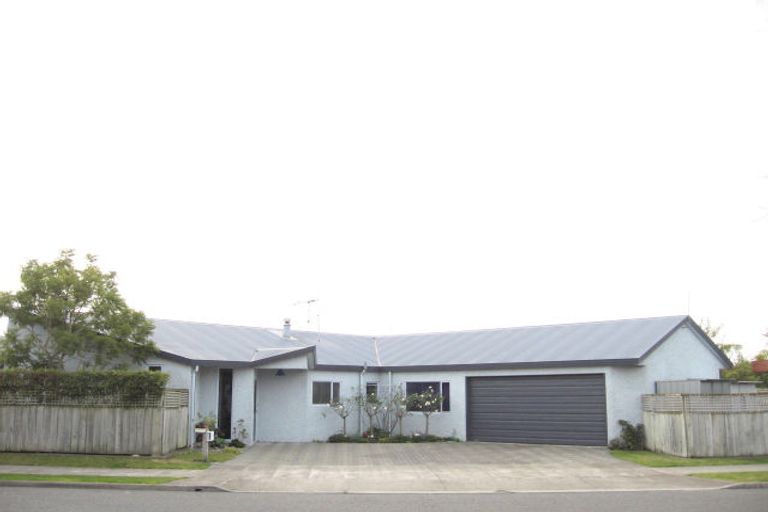 Photo of property in 69 Avenue Road, Greenmeadows, Napier, 4112