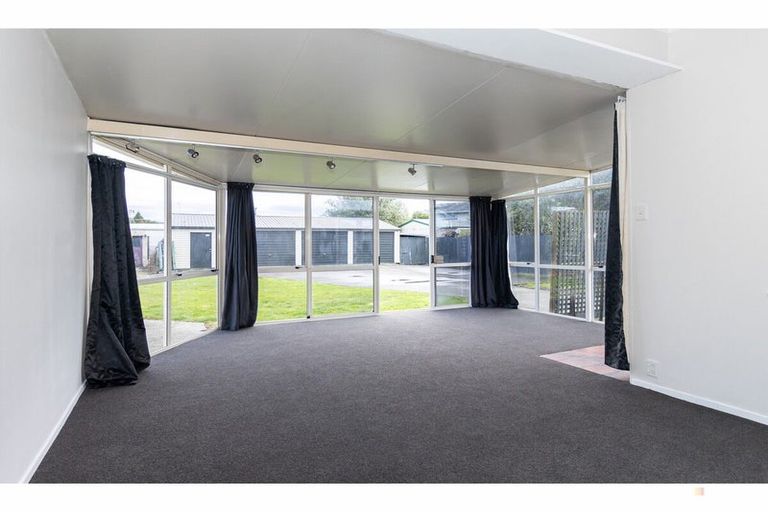 Photo of property in 6 Michael Street, Waimate, 7924