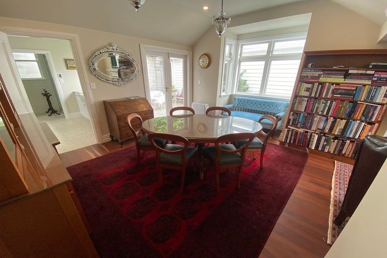 Photo of property in 240 Tinakori Road, Thorndon, Wellington, 6011