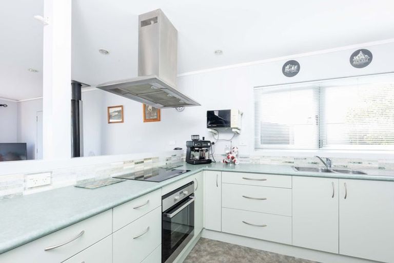 Photo of property in 63 Hokianga Harbour Drive, Opononi, Kaikohe, 0473