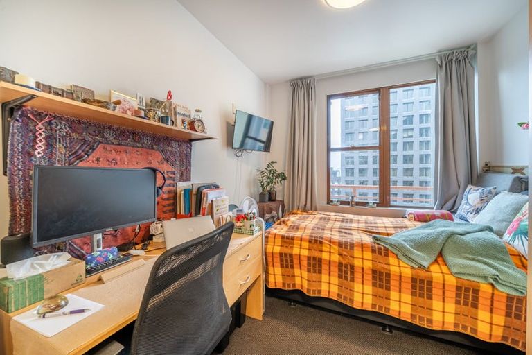 Photo of property in Orange Apartments/victoria Centr, 903/169 The Terrace, Wellington Central, Wellington, 6011