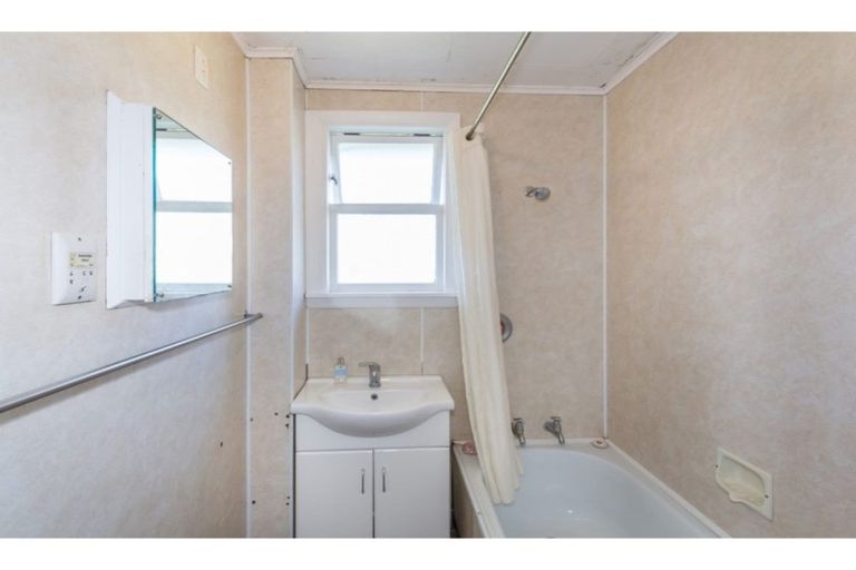 Photo of property in 9 Dix Street, Wigram, Christchurch, 8042