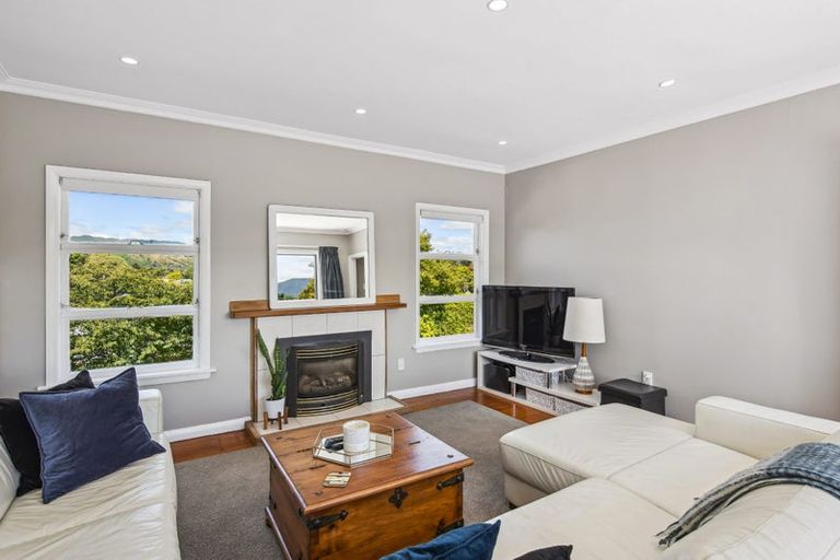 Photo of property in 16 Francis Road, Paraparaumu Beach, Paraparaumu, 5032