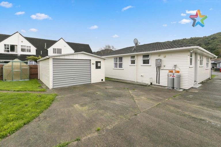 Photo of property in 50 Holdsworth Avenue, Trentham, Upper Hutt, 5018