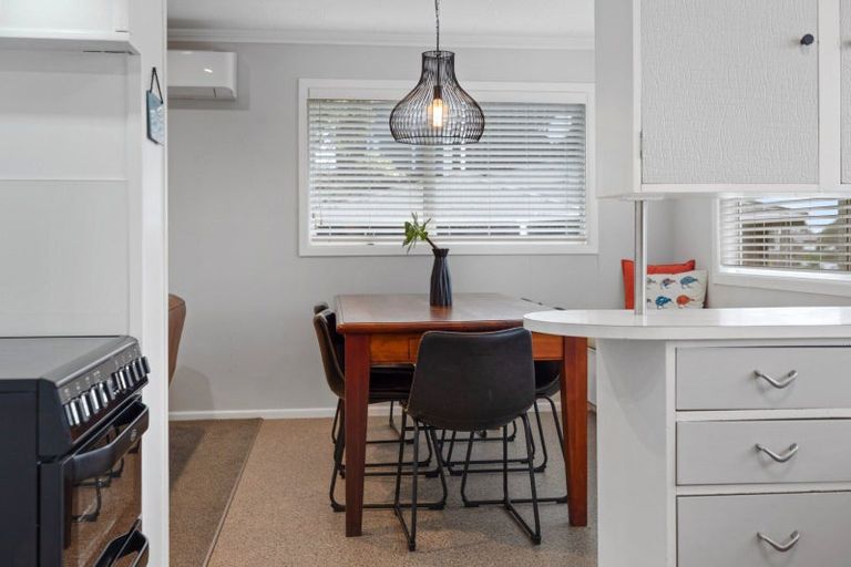 Photo of property in 1055 Papamoa Beach Road, Papamoa Beach, Papamoa, 3118