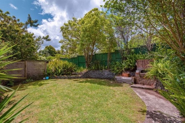 Photo of property in 5 Houston Place, Bayview, Auckland, 0629