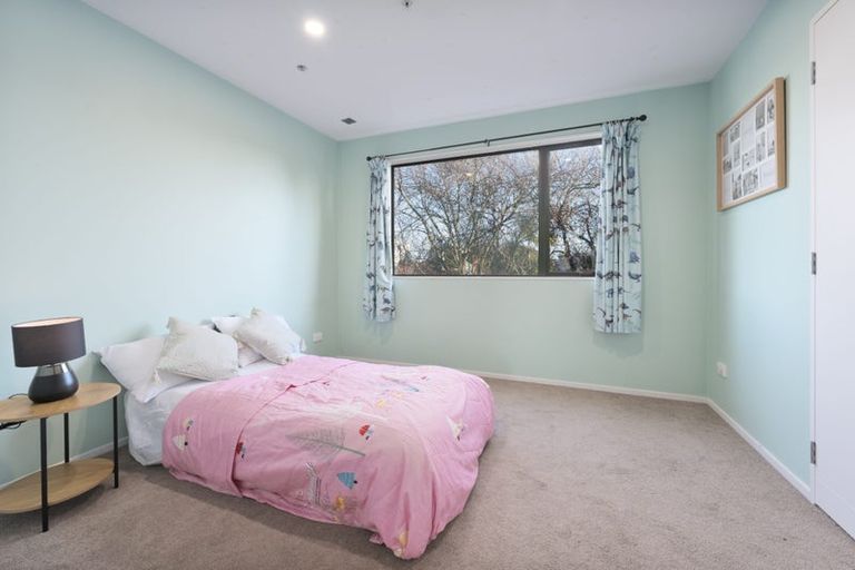 Photo of property in 2/46 Te Kanawa Crescent, Henderson, Auckland, 0610